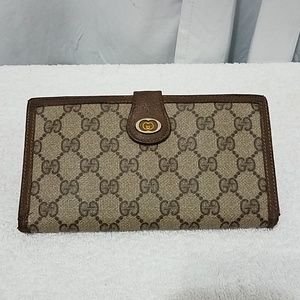 Vintage Authentic Gucci Full size Wallet